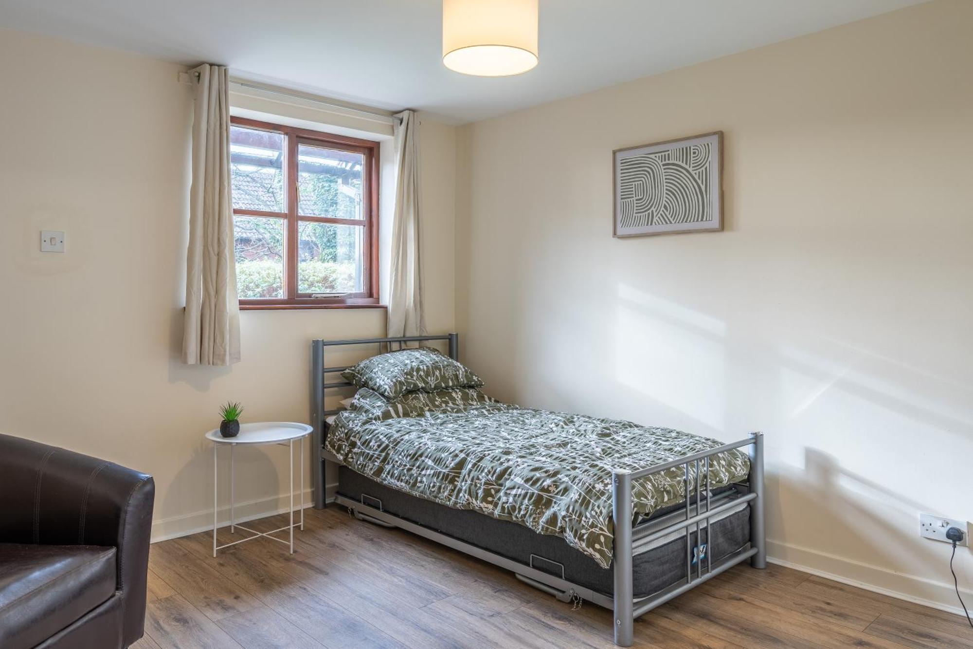 Modern Studio Flat In Wellington, Telford เวลลิงตัน ภายนอก รูปภาพ